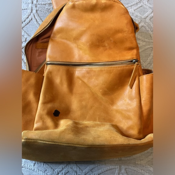Able Leather Backpack - Picture 4 of 9